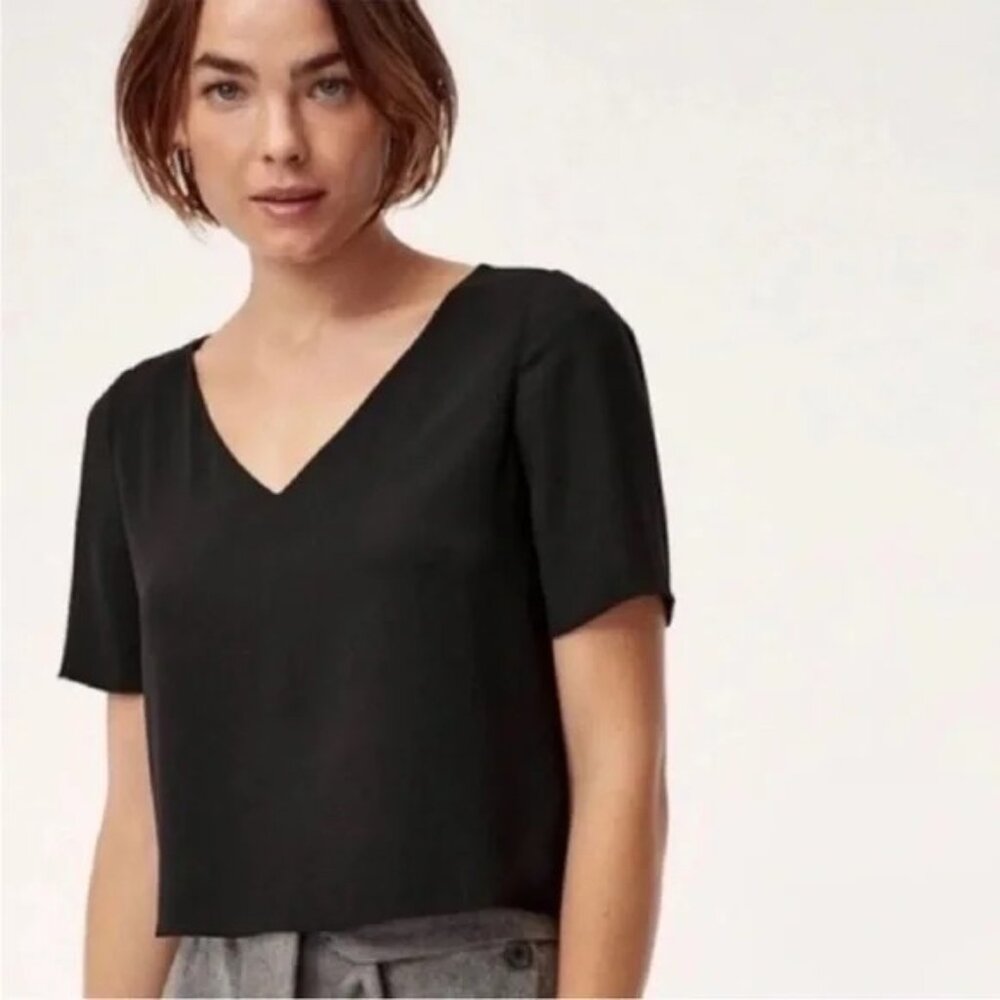 Babaton Black V-Neck Short Sleeve Blouse